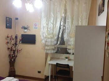 Rainbow Bed & Breakfast Rome